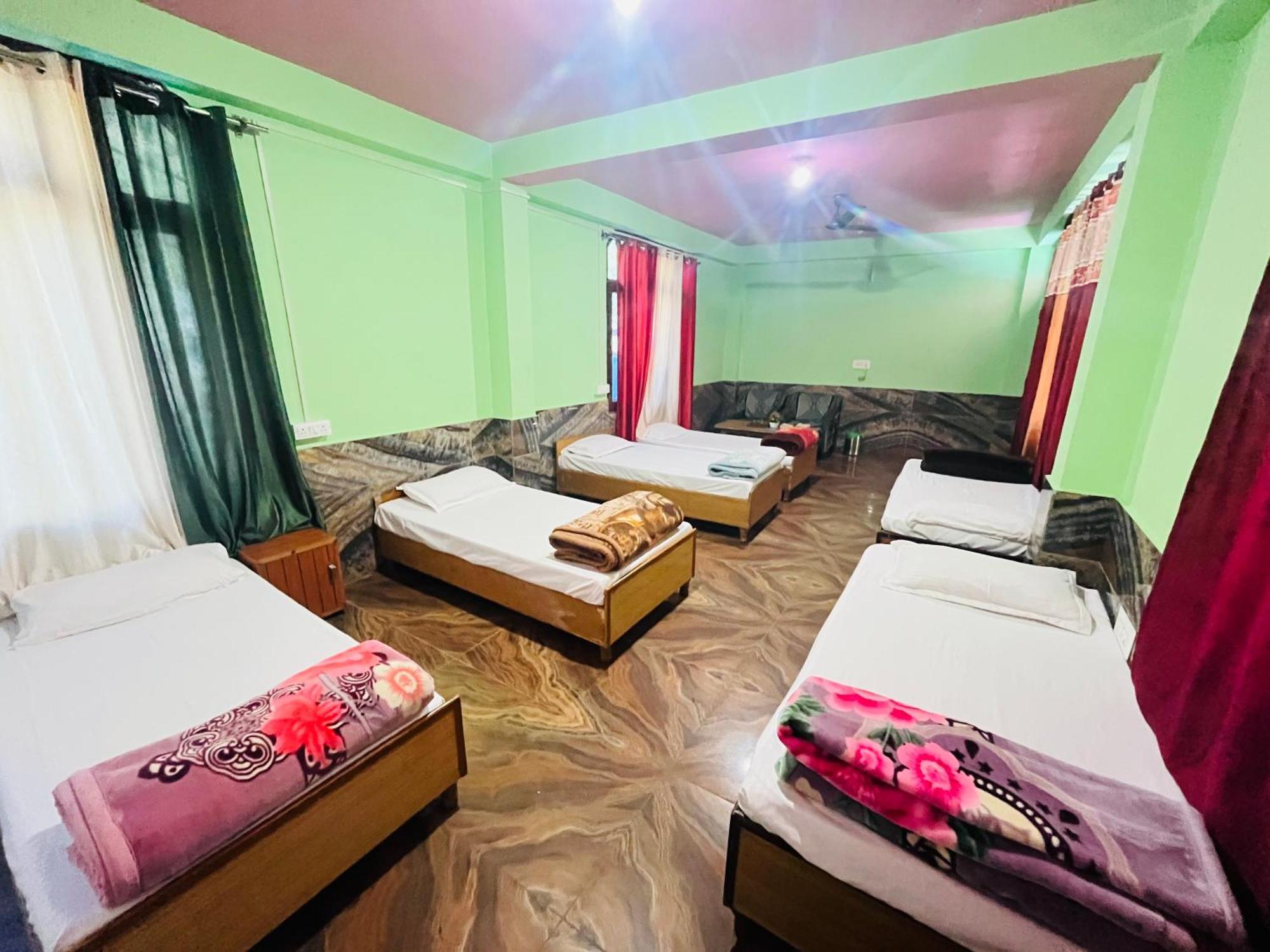 Hotel Brownie River View Kasol Exterior foto